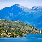 Le Fontane With View - Happy