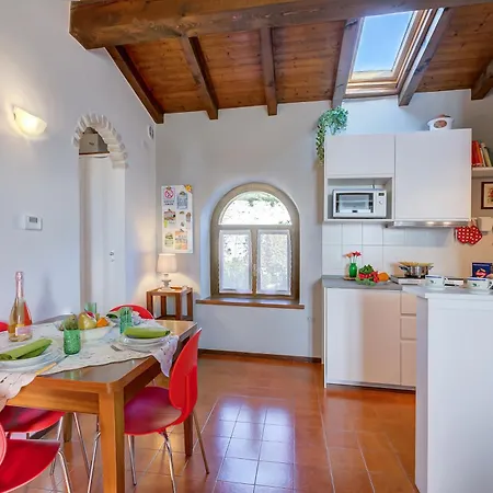 Le Fontane With View - Happy Gardone Riviera