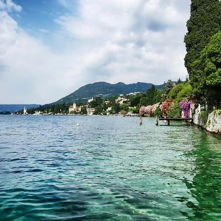 Le Fontane With View - Happy Διαμέρισμα Gardone Riviera